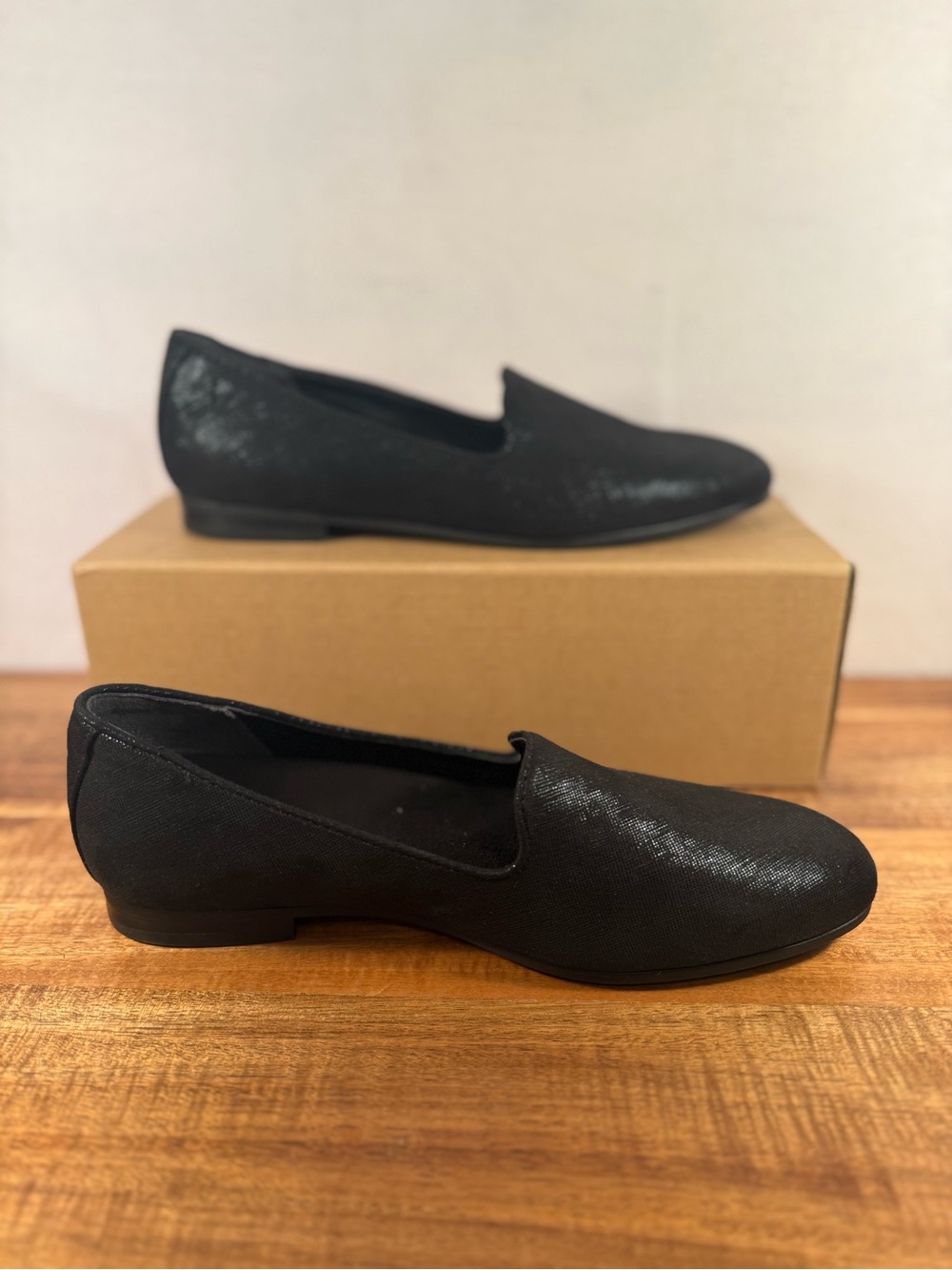 Vionic Willa 2 Black Leather Slip-on Loafers Size 5